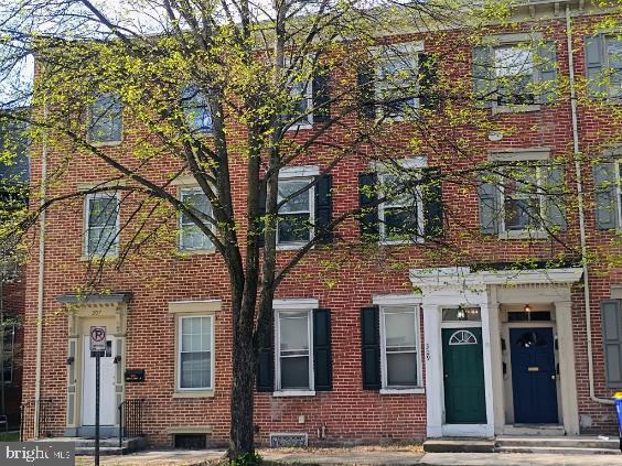 Building Photo - 309 E Main St