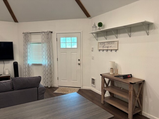 Building Photo - Charming "Tiny Home" Living – 1BR + Loft Carriage House