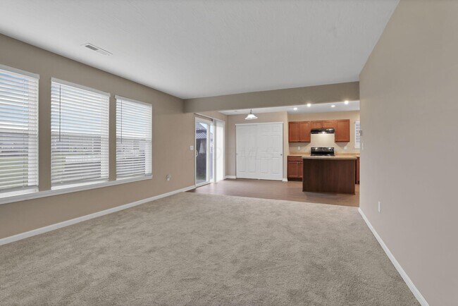 Building Photo - 7449 Sugarbark Dr