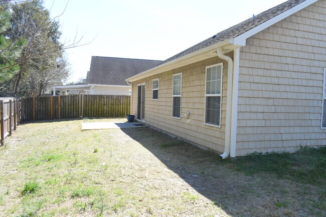 Building Photo - 1528 Wagon Ct