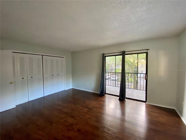 Building Photo - 11716 Raintree Village Blvd