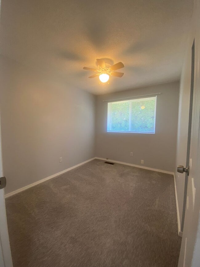 Building Photo - 11215 SE 235th Pl