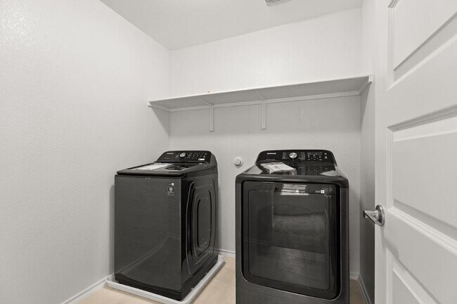 Building Photo - 1115 Aronia Ln