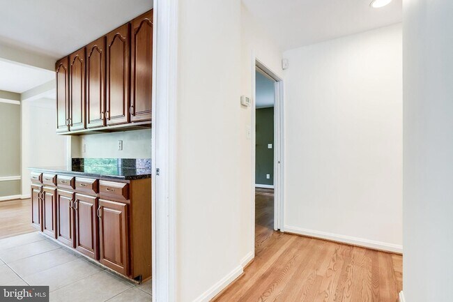 Building Photo - 5225 Old Dominion Dr