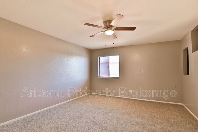 Building Photo - 6132 E Greenway St