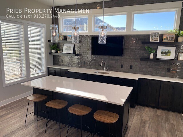 Building Photo - 23274 W 88th Terrace