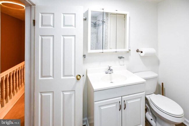 Building Photo - 2509 Christian St