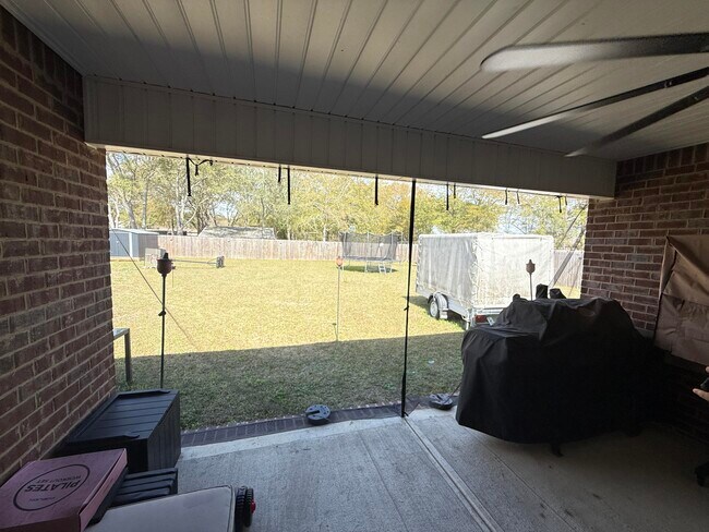 Building Photo - 8616 Tarsus Dr