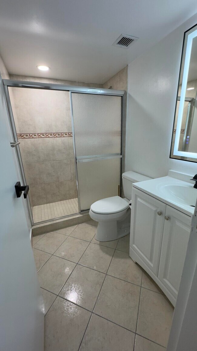 Building Photo - 2821 NE 163rd St