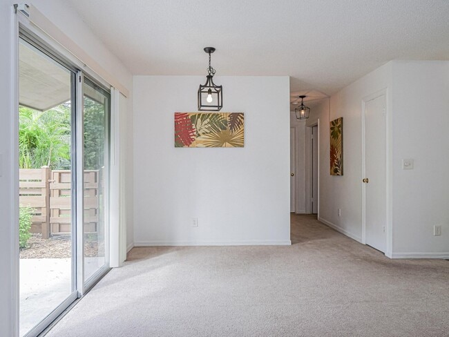 Building Photo - 2103 31st Ave