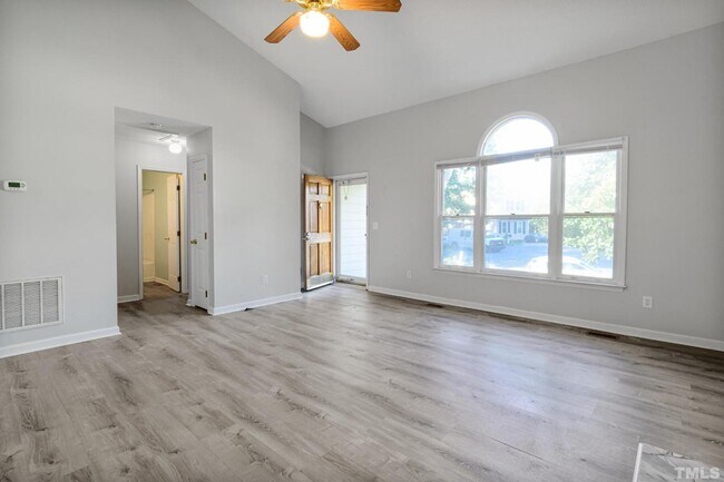 Building Photo - 4109 Iron Horse Rd