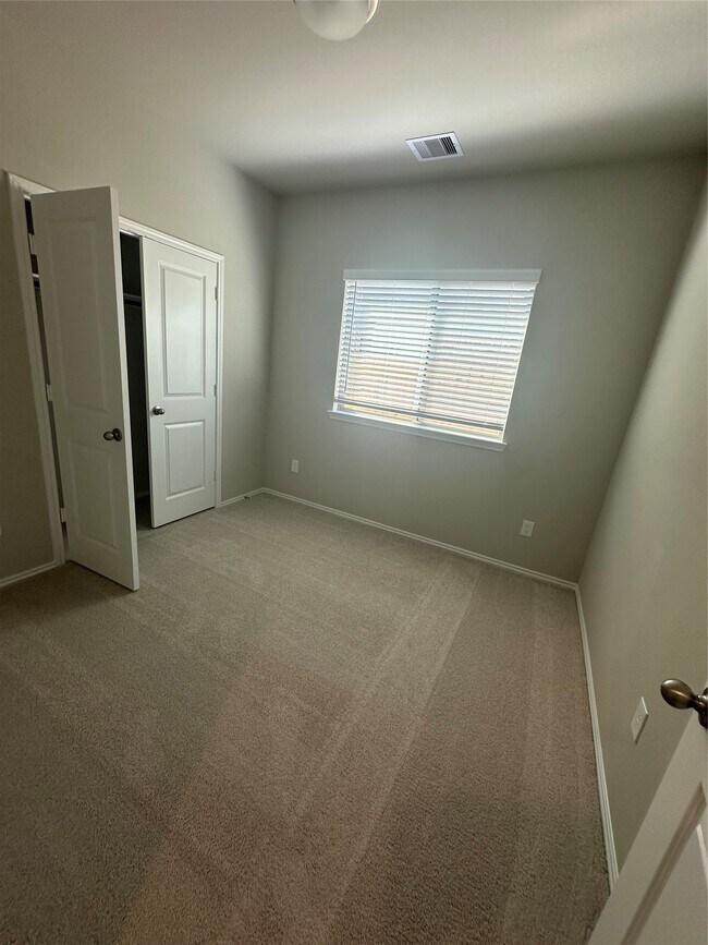 Building Photo - 206 Mercury Sky Rd