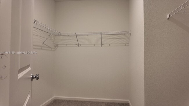 Building Photo - 10722 NW Moon Rise Ln