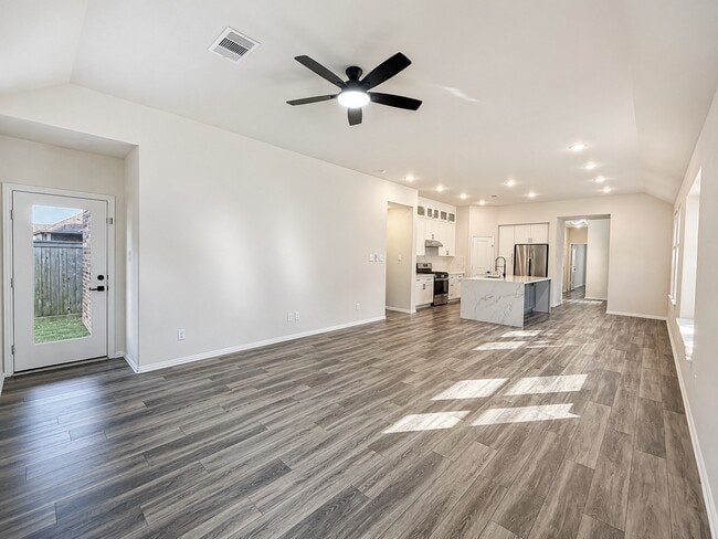Building Photo - 15230 Stuart Bat Cave Ln