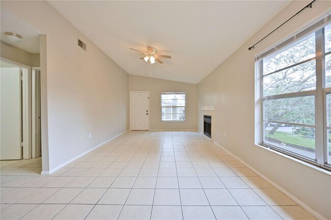 Building Photo - 14325 Hanging Moss Cir