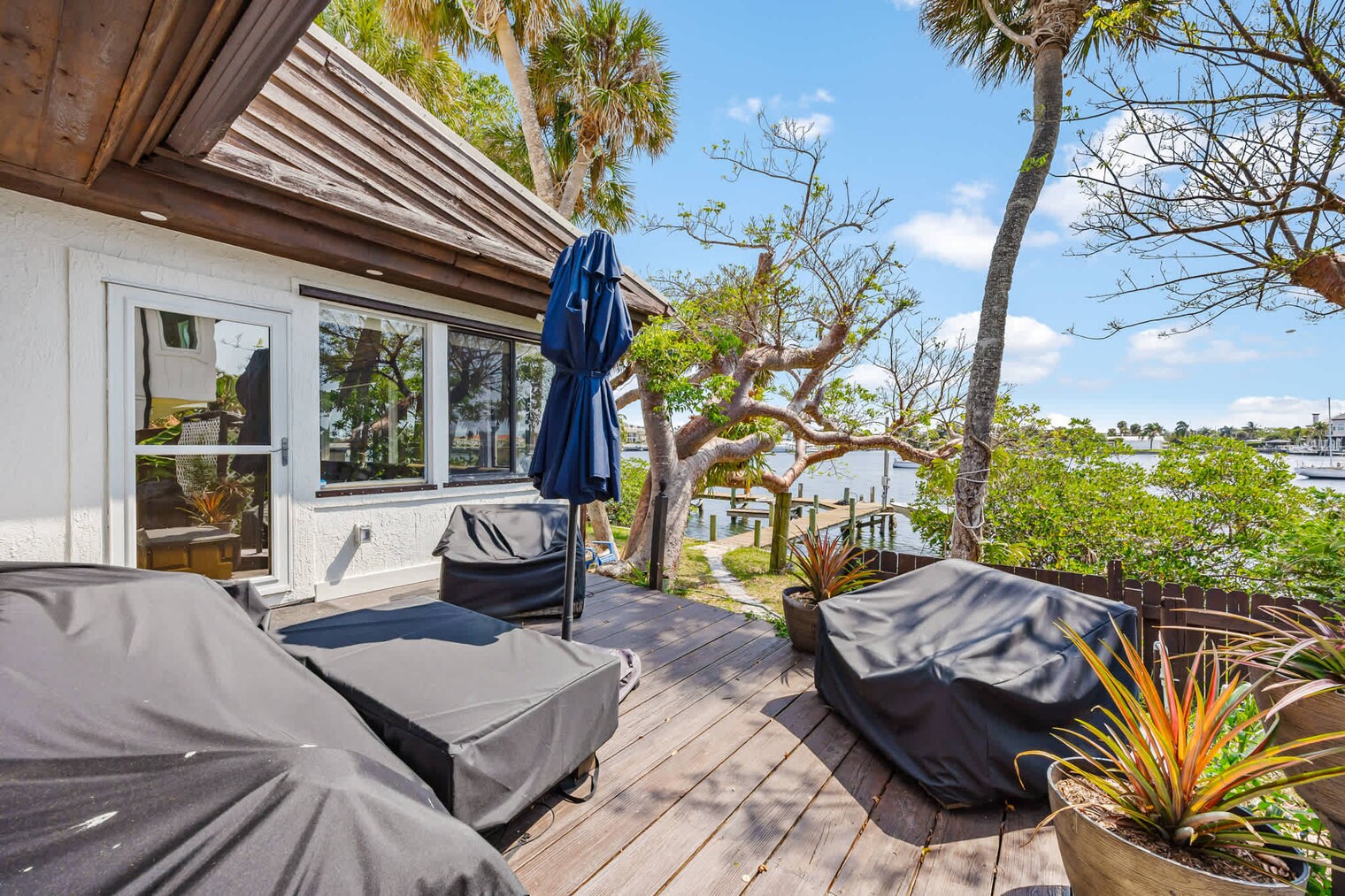 Building Photo - 11560 Dragon Point Dr