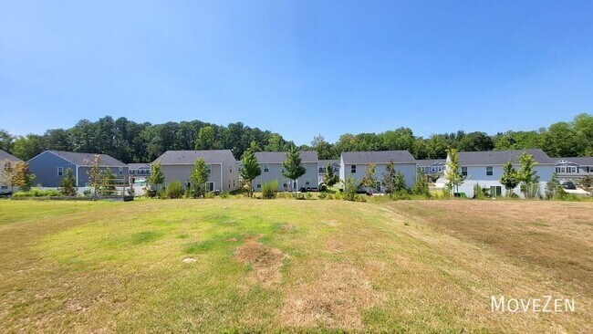 Building Photo - 812 Brook Bawn Rd