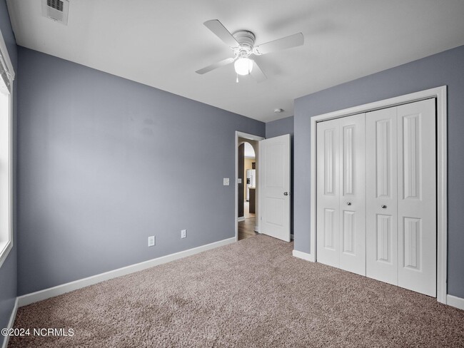 Building Photo - 420 Salvo Ct