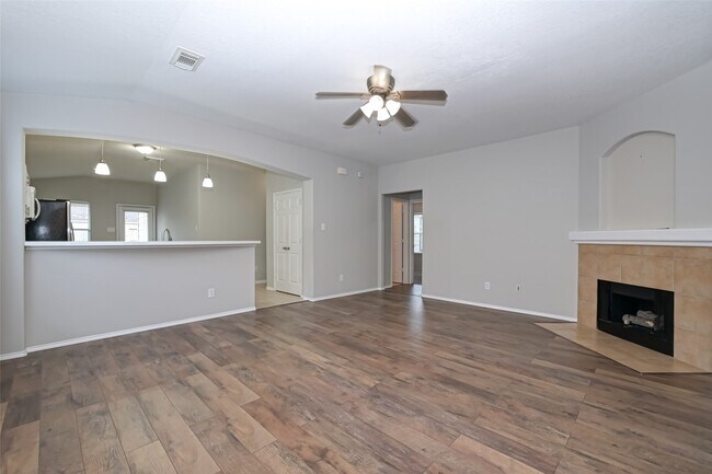Building Photo - 26611 Marble Falls Bend