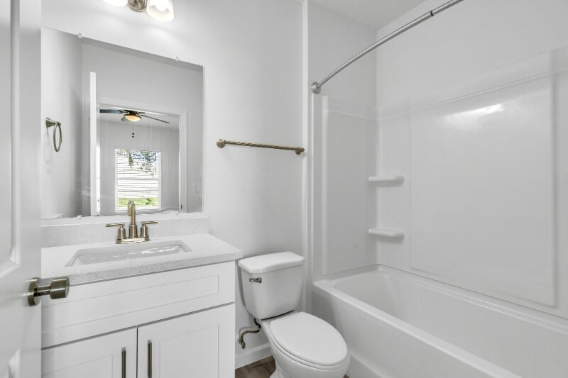 Building Photo - 1006 Stinson St