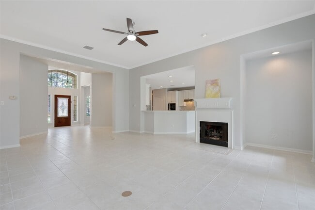 Building Photo - 30 Taupewood Pl