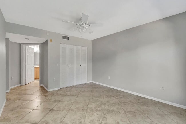 Building Photo - 116 Villa Cir