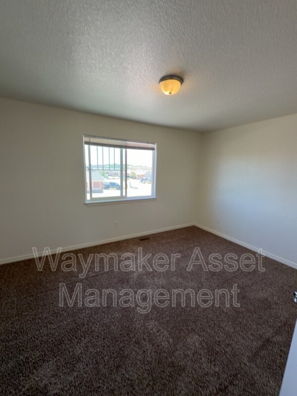 Building Photo - 6628 Watusi Rd