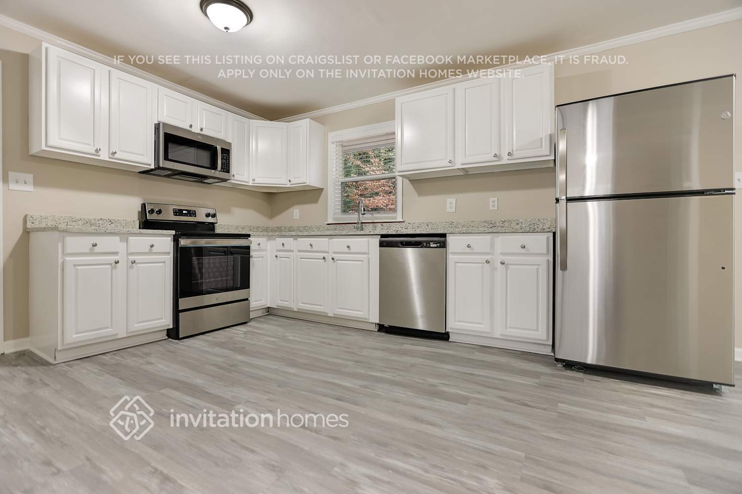 Building Photo - 2932 Heather Dr