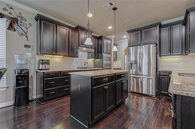 Building Photo - 27810 Yorkshire Brook Ln