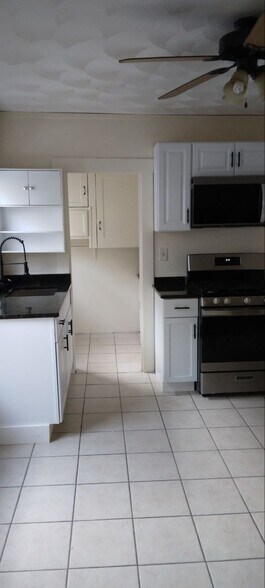 Building Photo - 305 Alewife Brook Pky