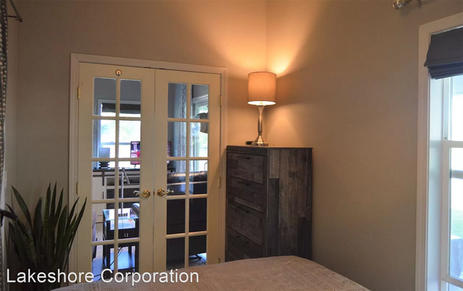 Building Photo - 2 br, 1 bath House - 2428 W Bridge Ave