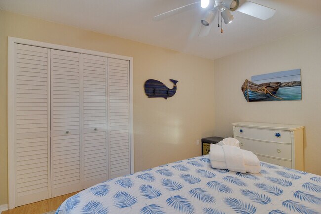 Building Photo - 301 N Tessier Dr