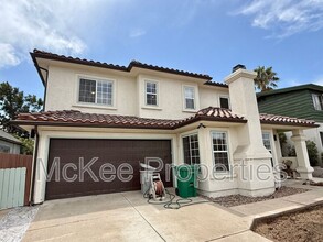Building Photo - 4734 E Mountain View Dr
