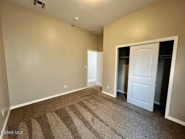 Building Photo - 11365 Hidalgo Dr