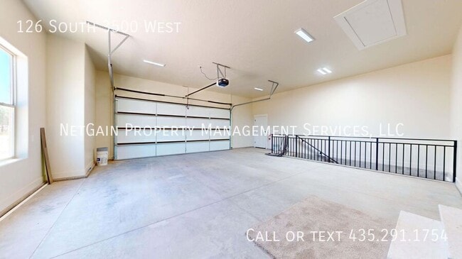 Building Photo - 126 S 3500 W