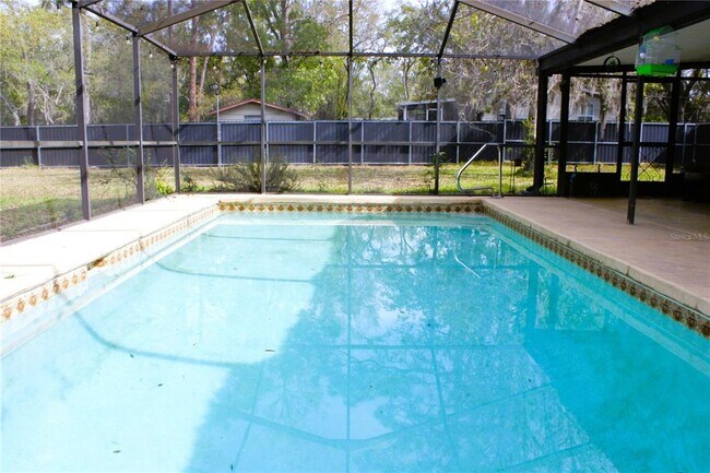 Building Photo - 3201 Bartlett St