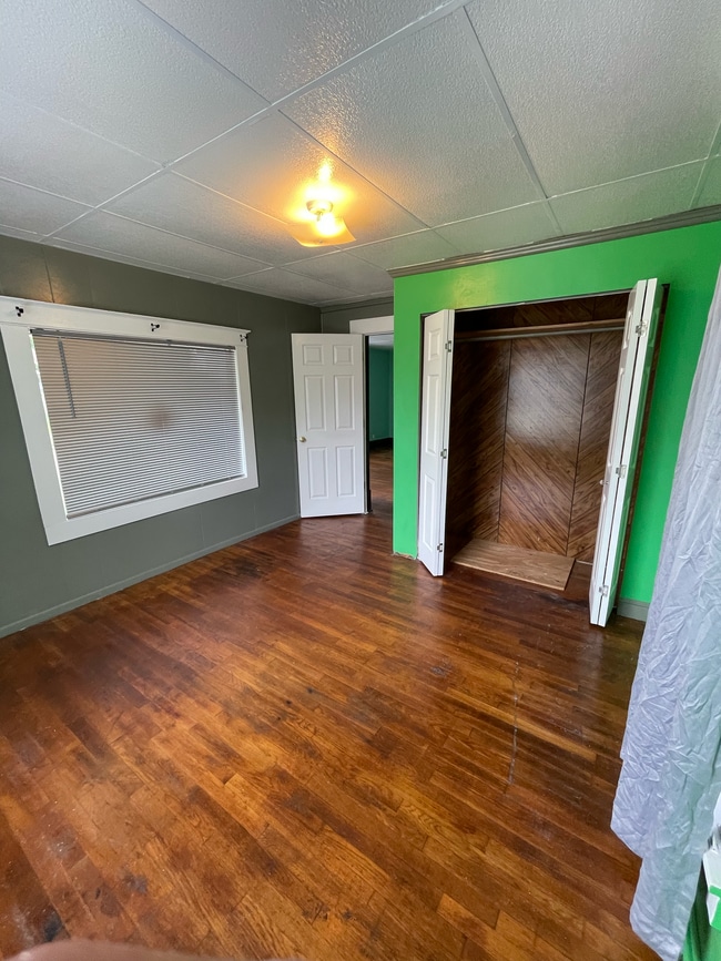 Building Photo - Cute 3BR Wellington bungalow