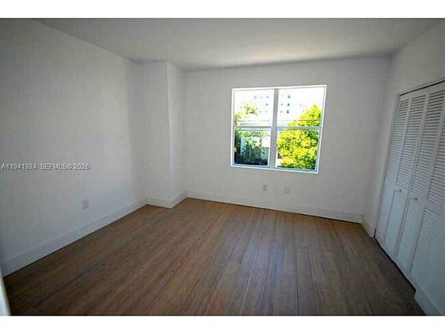 Building Photo - 1008 Jefferson Ave