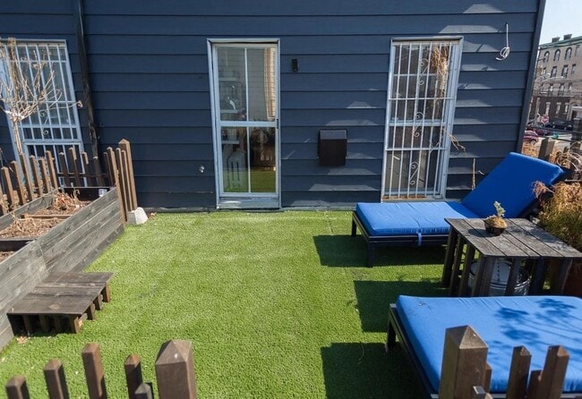 Building Photo - 1901 Palisade Ave