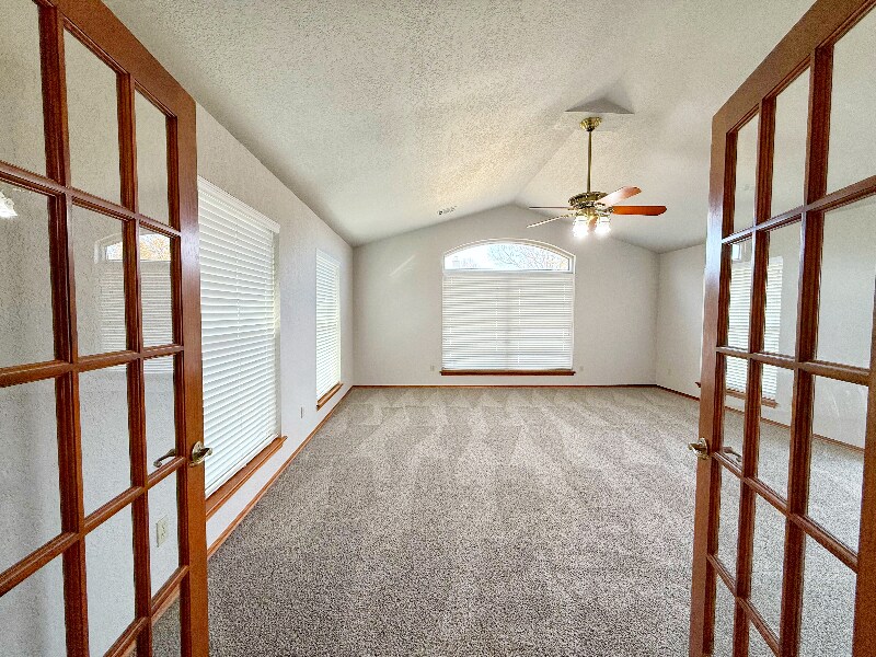 Building Photo - 6605 NW 134th St