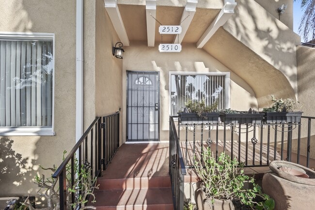Building Photo - 2510 Magnolia Ave