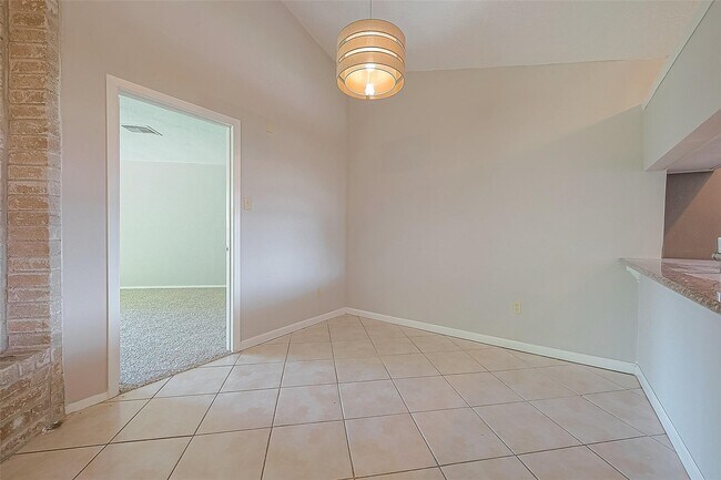 Building Photo - 19510 Westhaven Dr