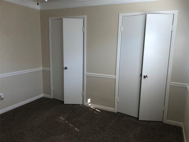 Building Photo - 3332 Burke Rd