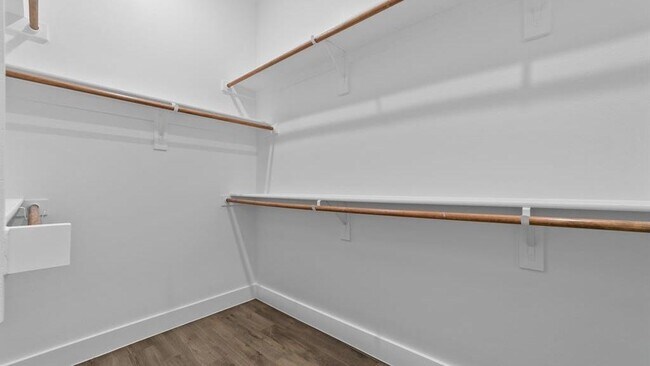 Building Photo - 1109 Saffira-