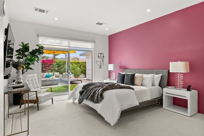 Building Photo - 48674 Vista Viejo Dr