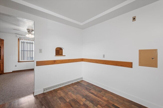 Building Photo - 3635 Poplar Ave