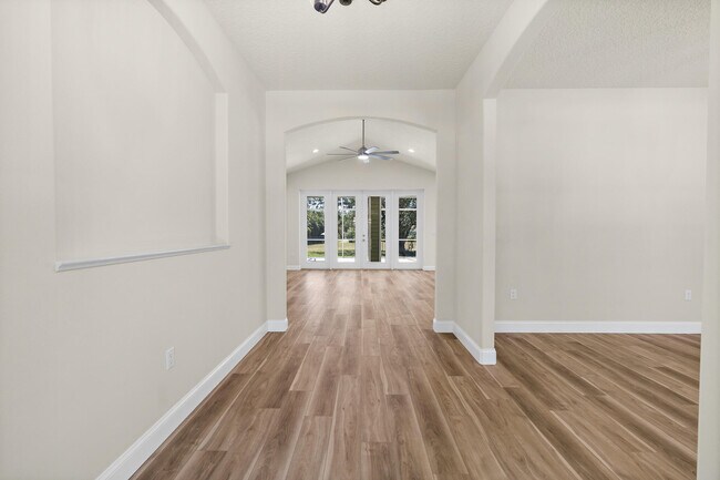 Building Photo - 4085 Crooked Mile Rd