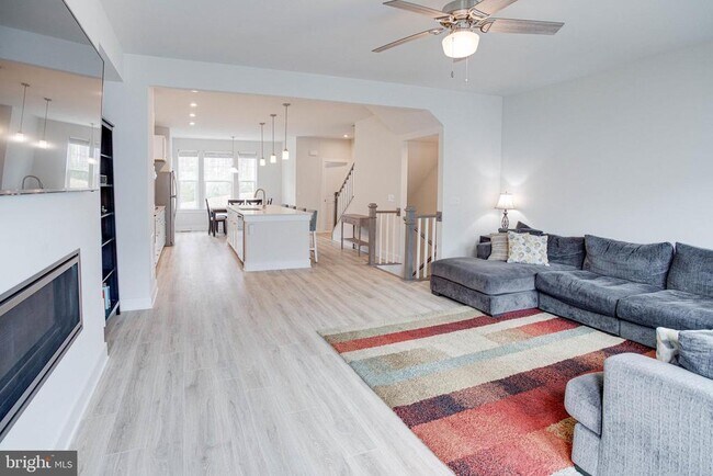 Building Photo - 1576 Meadowlark Glen Rd