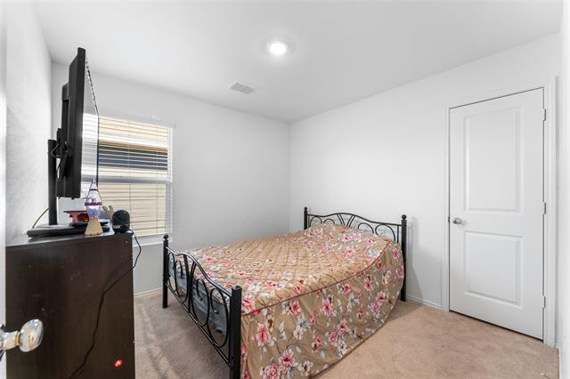 Building Photo - 241 Thresher Ln