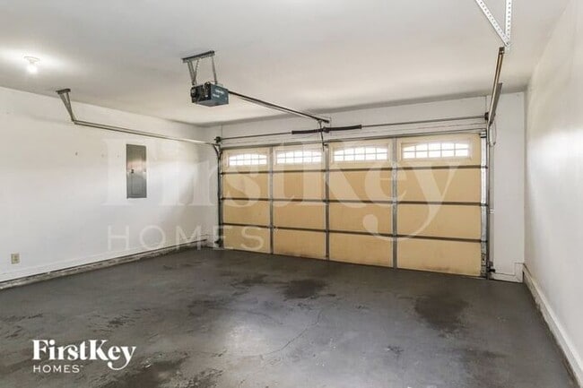 Building Photo - 1017 Emerald Ridge Dr